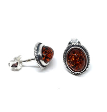 Load image into Gallery viewer, &lt;transcy&gt;Green Amber Oval Earrings with Twisted Edge (925)&lt;/transcy&gt;
