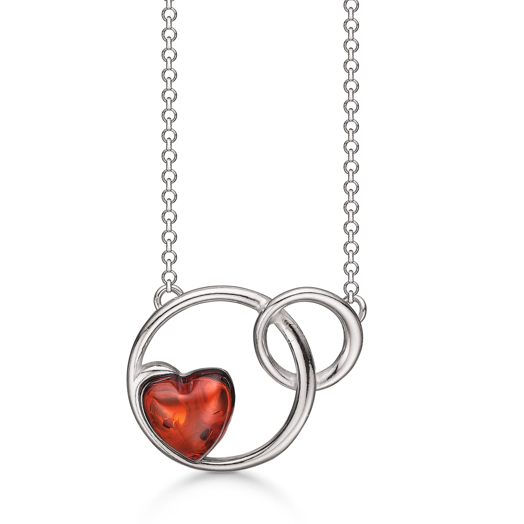Necklace Amber heart with round rings and smooth edge (925)