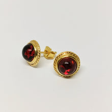 Load image into Gallery viewer, &lt;transcy&gt;Amber ear studs 10 mm with twisted edge (925)&lt;/transcy&gt;

