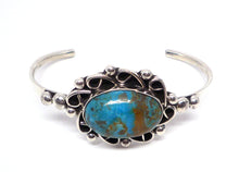 Load image into Gallery viewer, Fixed bangle with turquoise in oxidized sterling silver (925)
