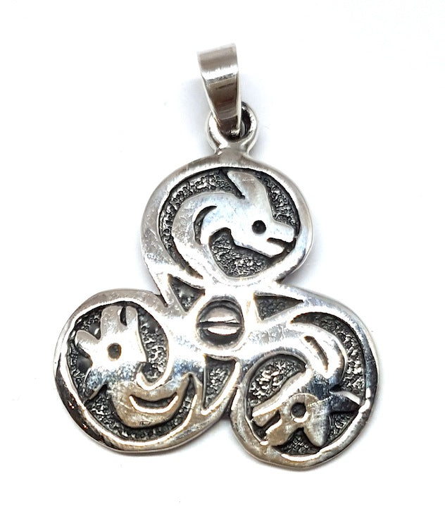 Celtic triskele 25x33mm with dragon heads in sterling silver (925)