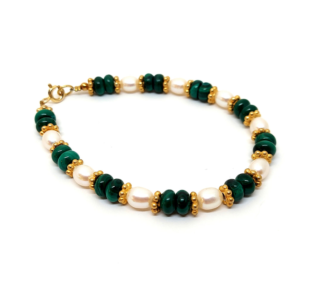 Bracelet ByKila with freshwater pearl and Malachite, FG sterling silver (925)