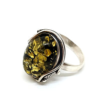 Load image into Gallery viewer, Ring with green amber 18x13.5 mm with 2 small silver leaves (925)
