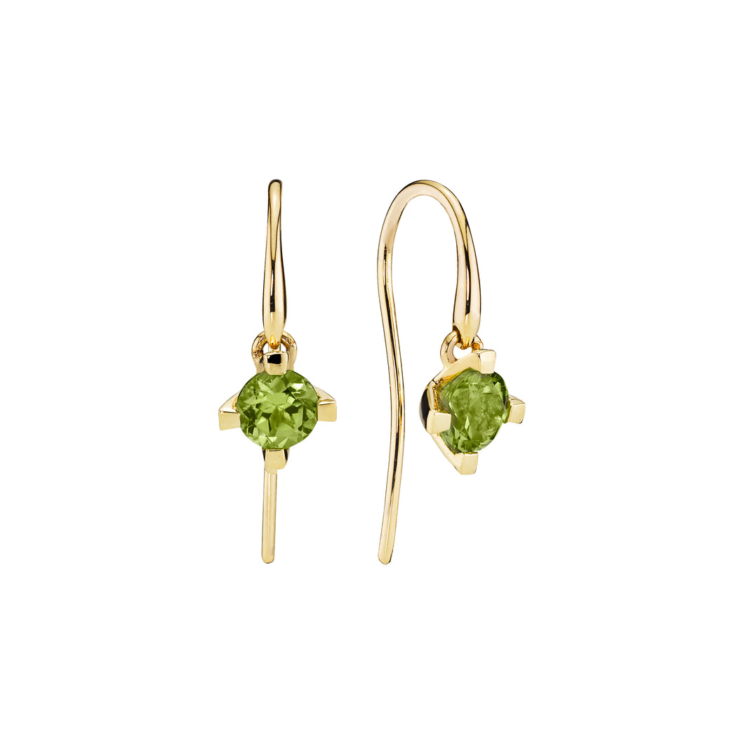 Lund Cph, Earrings in 8 kt. gold with green peridot 5mm (333)