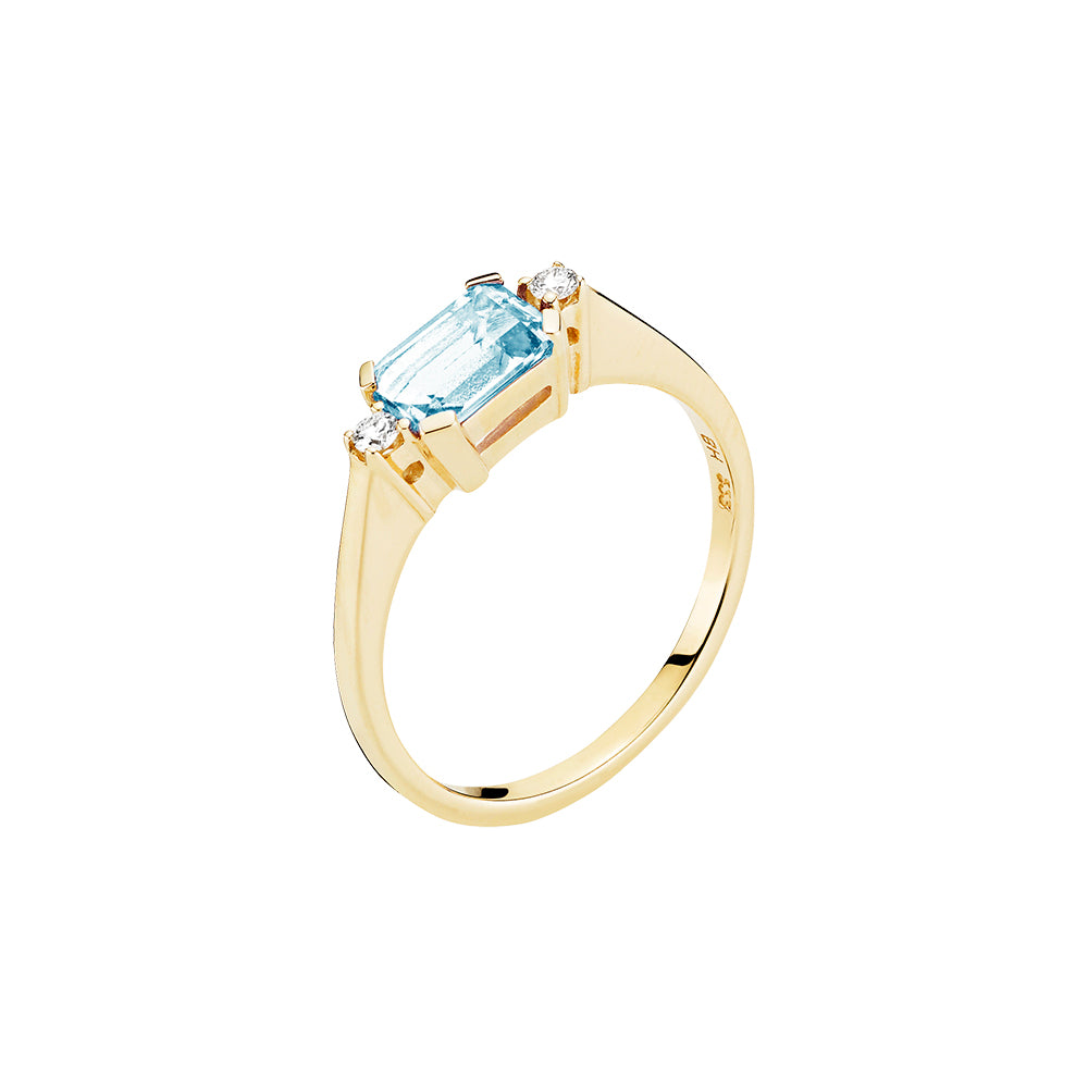 Lund Cph, Ring in 14 kt. gold with blue topaz and diamond (585)