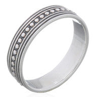 Ring grooves and dots in sterling silver (925)