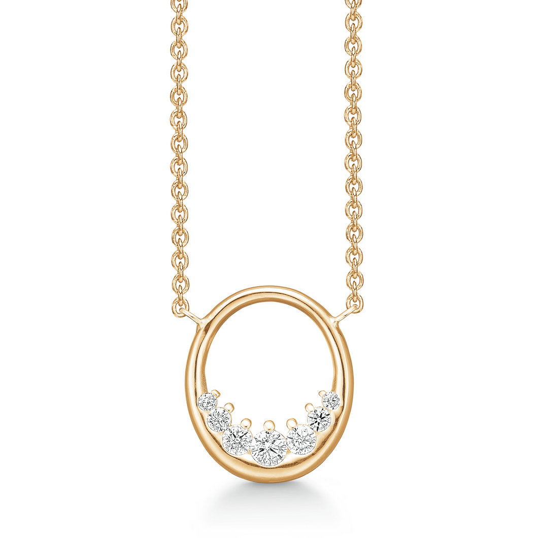 Necklace oval with synthetic cubic zirconia at the bottom (925)