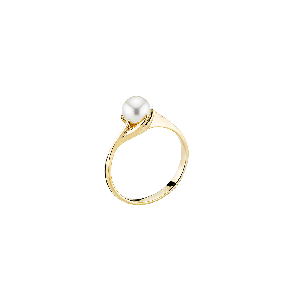 Lund Cph, ring with 5.5-6 mm pearl in 14 kt. gold (585)