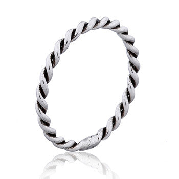 Ring 2mm twisted in sterling silver (925)