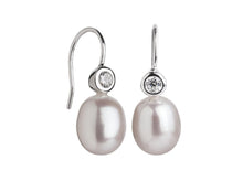 Load image into Gallery viewer, Lieblings, Mira Earrings with pearl (925)
